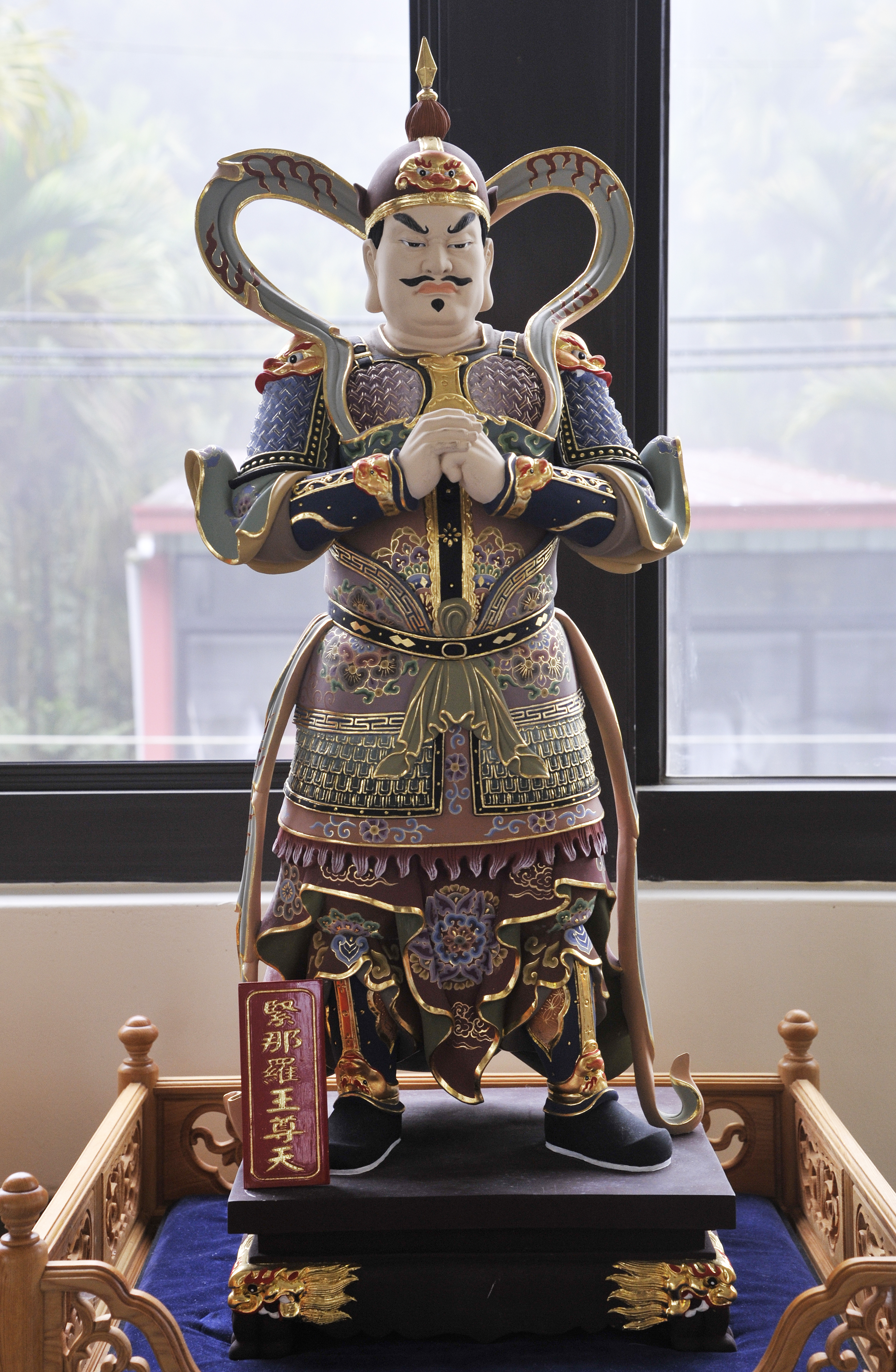 緊那羅王尊天